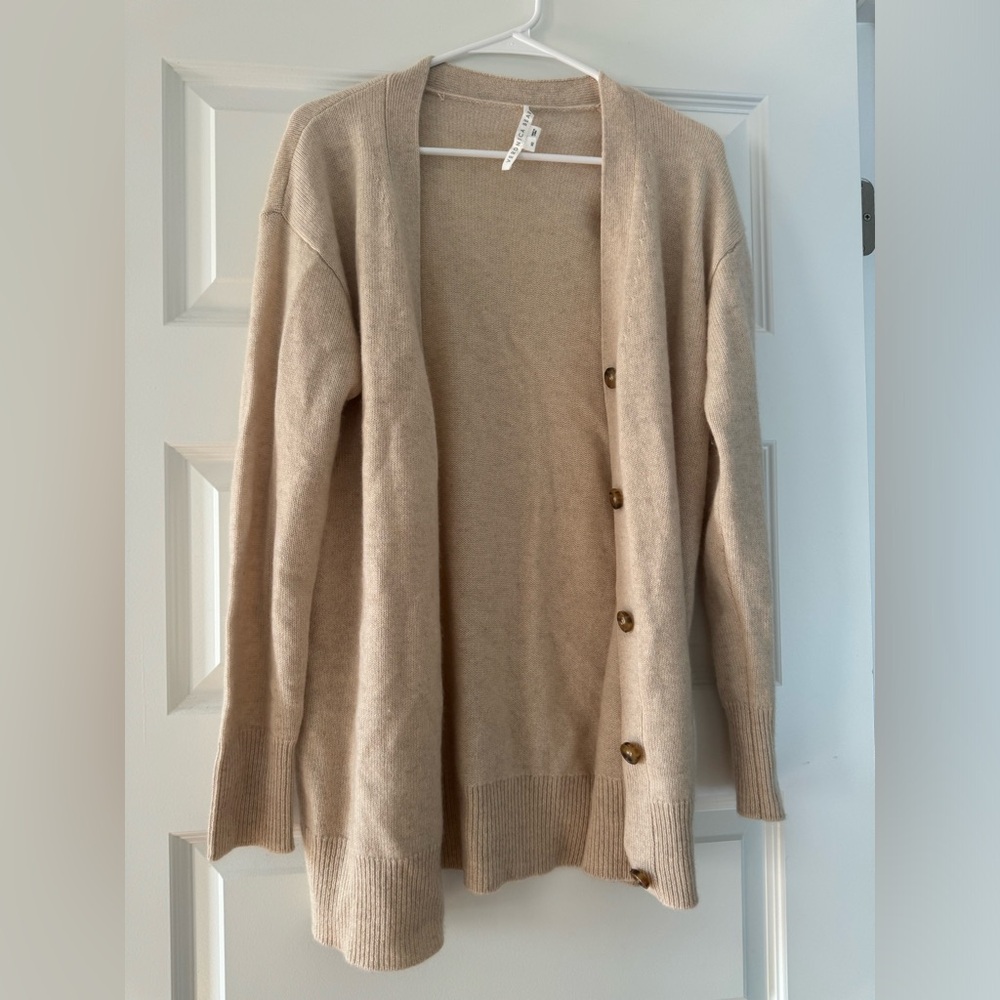 Veronica Beard 100% cashmere cardigan sweater. XS.